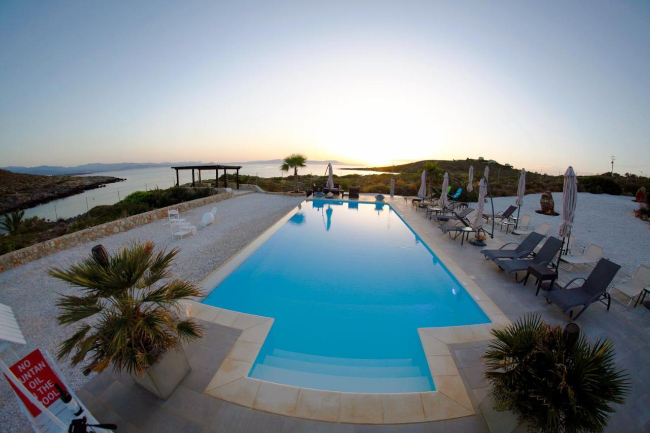 Tersanas Beach Lodges Екстер'єр фото