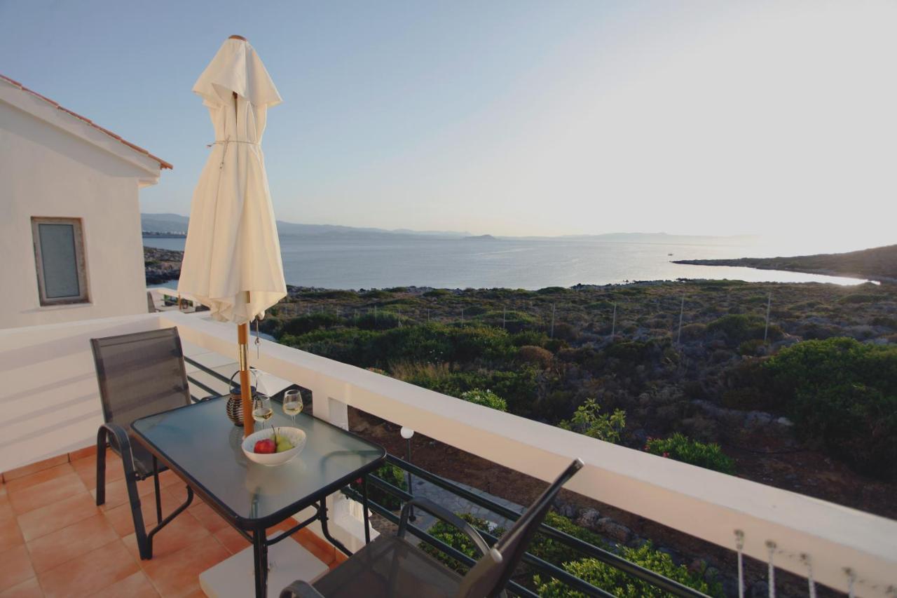 Tersanas Beach Lodges Екстер'єр фото
