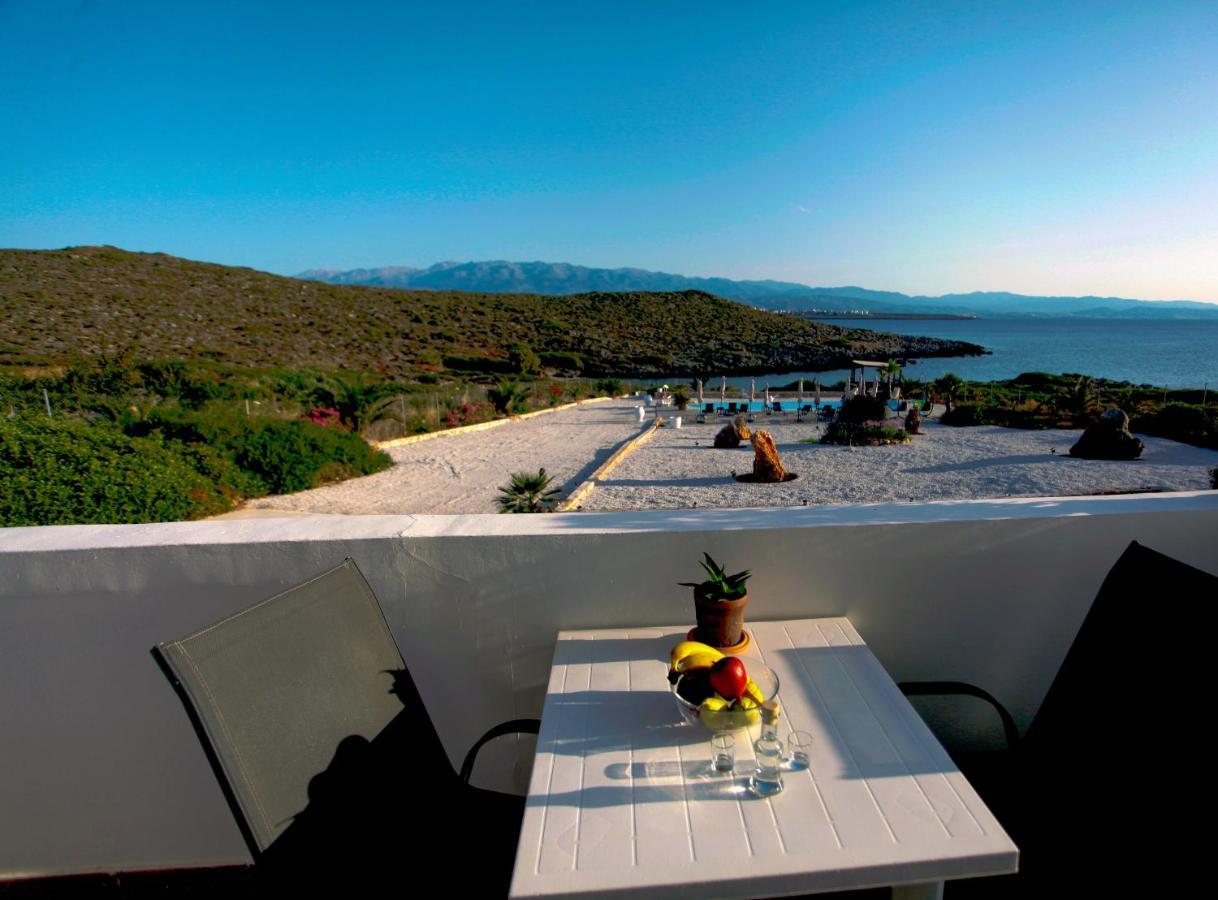Tersanas Beach Lodges Екстер'єр фото